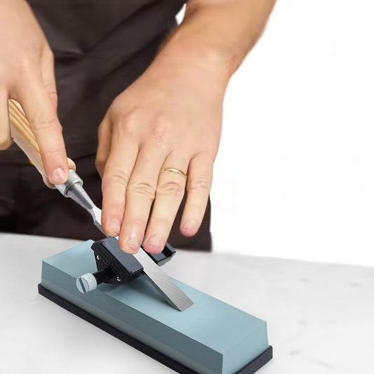 Chisel sharpening guide, knife sharpener, chisel blade, projection sharpener, template, roller, sharpening stone
