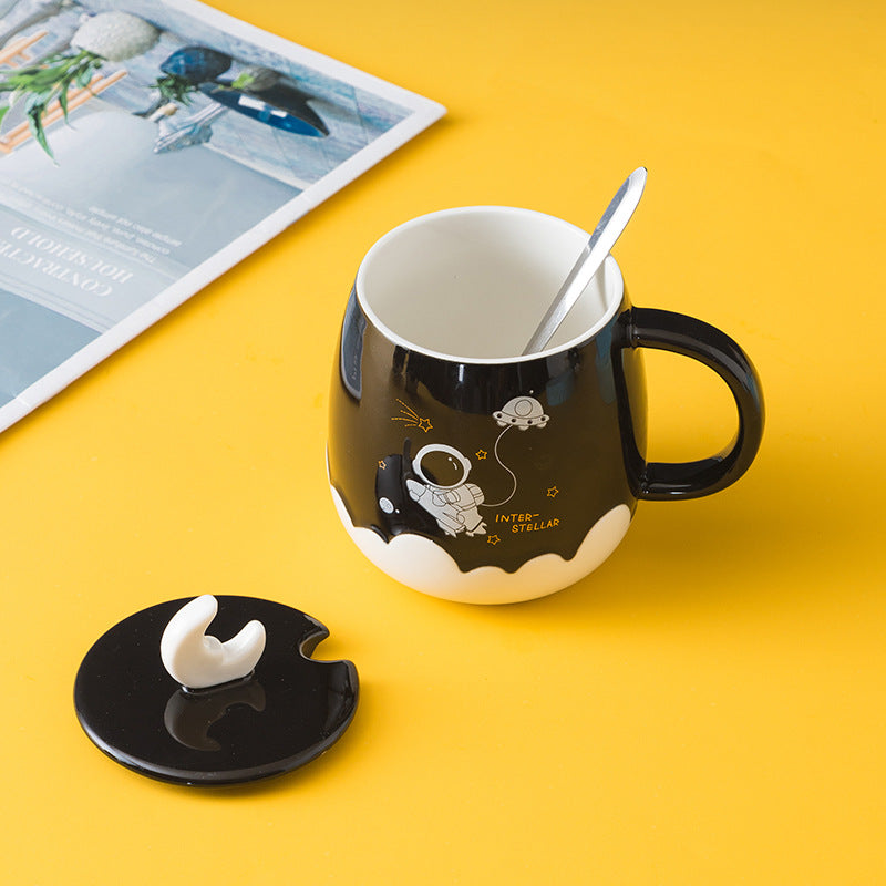 Creative Astronaut Ins Style Ceramic Cup With Lid Cartoon Cute Household Water Cup Practical Hand Gift Mug