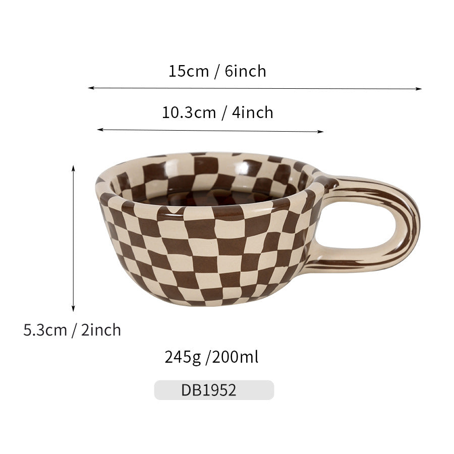 A 300ml ceramic retro couple checkerboard grid small capacity milk white wind mug coffee cups